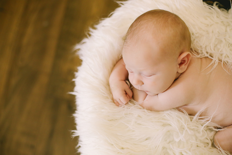 20151007-Liam s Newborn Photos 2015-Album-0071